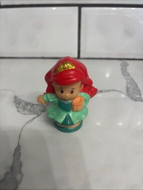 Little People Ariel Princess Talker 2013